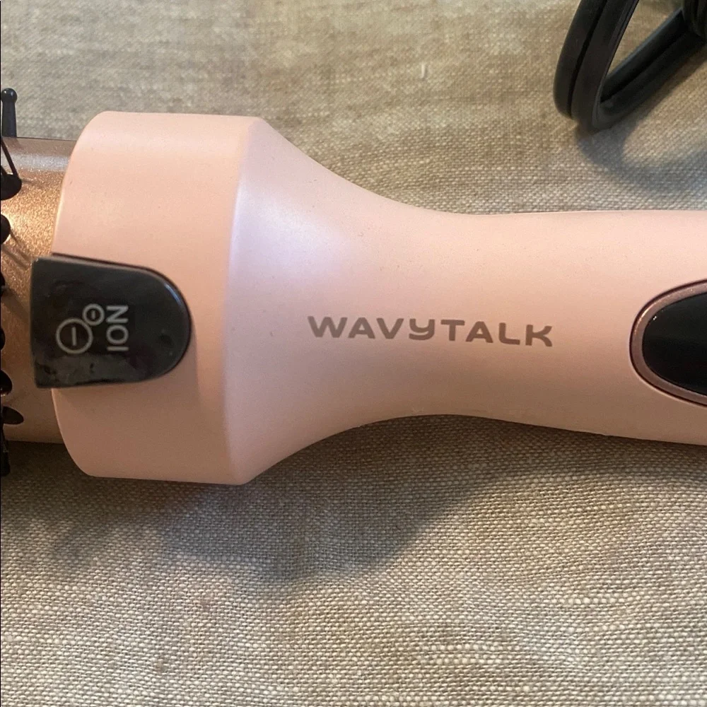 WavyTalk Blowout Boost 1 1/2” Ionic Thermal Brush